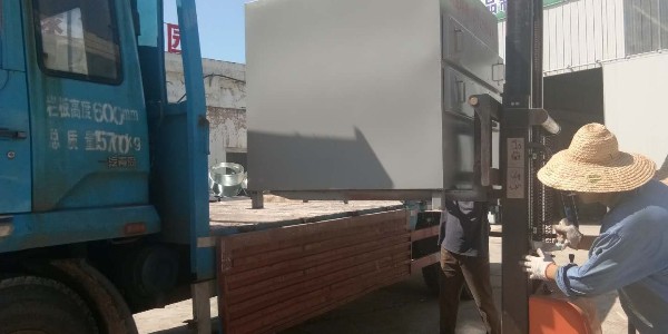 耀先活性炭吸附設(shè)備